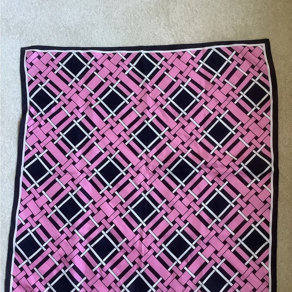 Navy/Pink/Ivory 21” Square Scarf - Picture 5 of 6